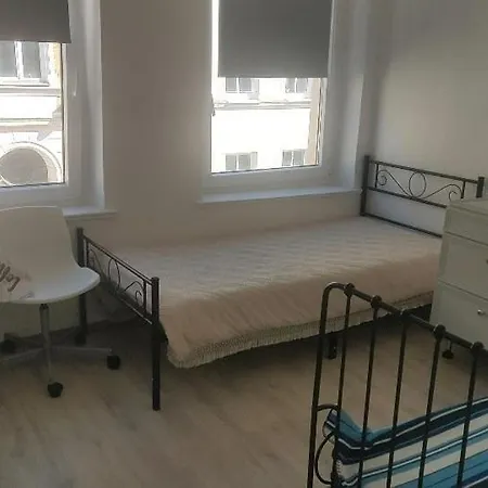 Familienappartement In Zentrum 아파트 *