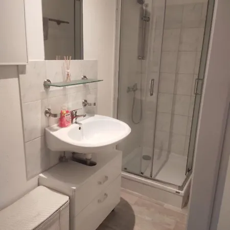 Familienappartement In Zentrum 아파트